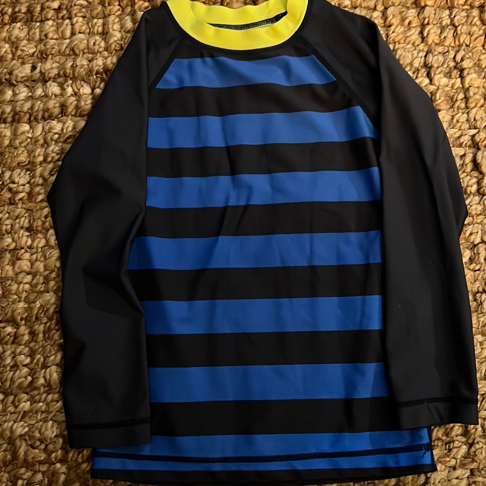 Swim shirt barely worn